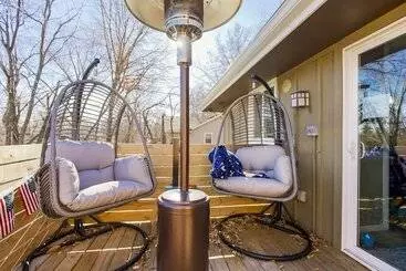 Becky & Marvels 420 Stay   Private Room