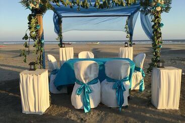 Y Restaurante La Tortuga Verde