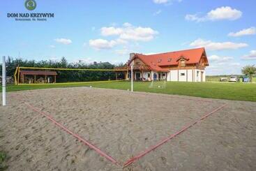 Dom Nad Krzywym Prywatna Plaża, 2 Boiska, Sauna, Plac Zabaw