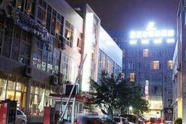 Hotel James Joyce Coffetel·chadianzi Passenger  Terminal Jinke Bei Road Metro Station