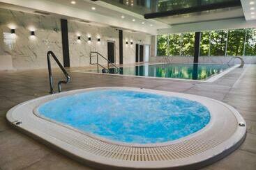 בית מלון כפרי Nad Czernicą