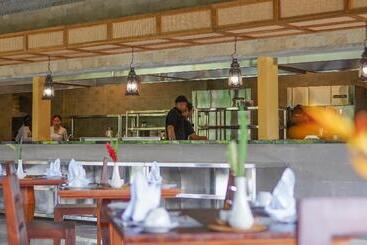 Sakti Garden Resort & Spa