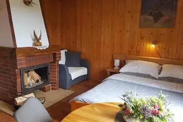 ベッドアンドブレックファースト Białowieska Leśniczówka U Jasia I Małgosi