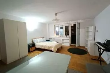 ベッドアンドブレックファースト Silversky Apartment