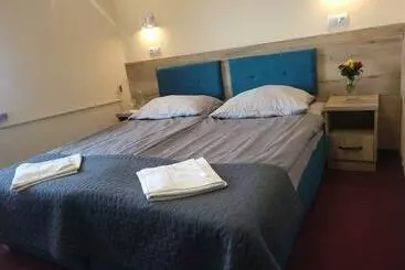 ベッドアンドブレックファースト Złote Pióro