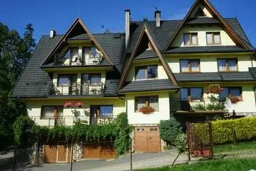 Majatalo Pokoje Gościnne Staszelówka