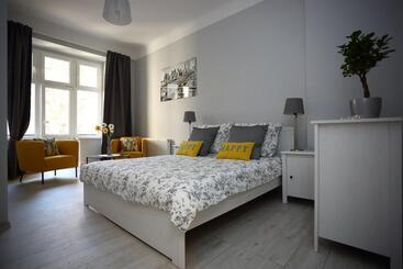 호스텔 Colourful Rooms Wrocław