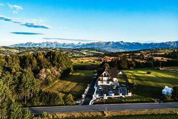 Aparthotel Dworek Nad Jałowcami