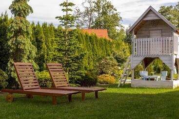 پانسیون Apartementy   Weranda   Z Ogrodem W Centrum