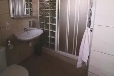 Majatalo Pokoje Gościnne Kropka