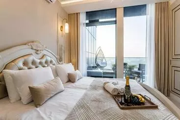 هتل آپارتمان Q18 Apart