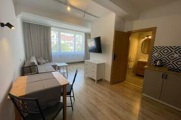 ベッドアンドブレックファースト Willa Mewa