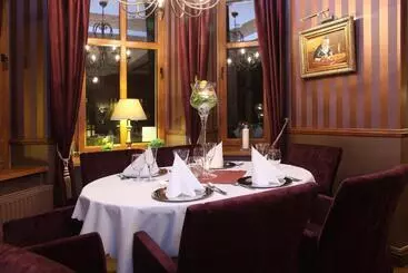 Hotelli Restauracja Retro