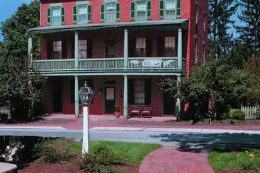 Aamiaismajoitus (B&B) Birdinhand Village Inn & Suites