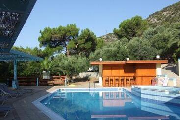 בית מלון כפרי Golden Sand