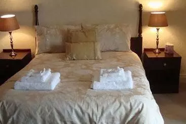 Hotel The Red Lion  & Dining