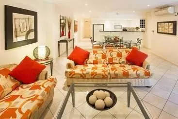 アパートメント Oasis At Palm Cove