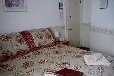 Пансион Birklands Guest House