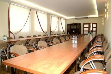 旅馆 Zajazd Michałowo