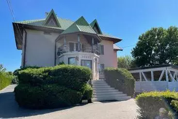 ユースホステル Zajazd Restauracja Derby