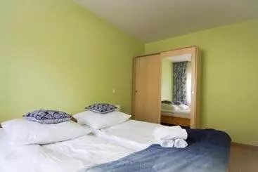Aamiaismajoitus (B&B) Niebieska Tawerna