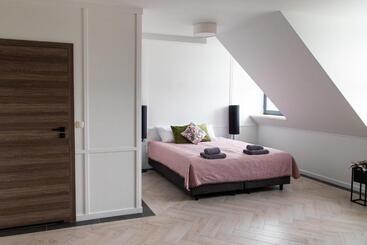 فندق Czarna Dama Apartamenty