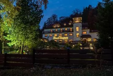 Bed & Breakfast Dworek Szwajcaria