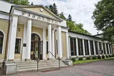 Aamiaismajoitus (B&B) Willa Scandia