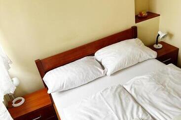 בית מלון כפרי Lubavia