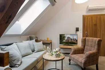 リゾートホテル Ostoja Chobienice