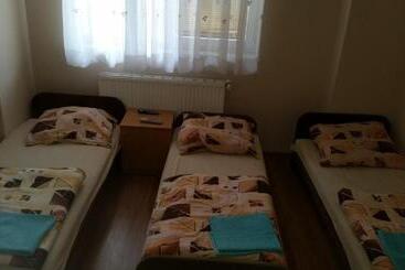 הוסטל Gościniec