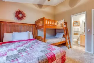 Hotelli Collins Lake Condo