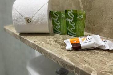 پانسیون Maragobeach Suits