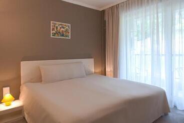 בית מלון כפרי парк хотел кюстендил