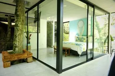 Shambhala Ecohotel Boutique La Vega