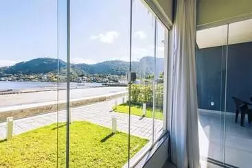 ホテル Velinn Pousada Angra Sunset