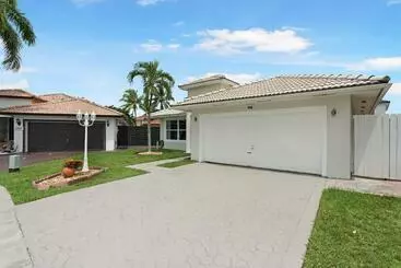 ペンション Habitación Privada Dolphin Mall Fiu