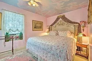 Bed and Breakfast Beds On Clouds