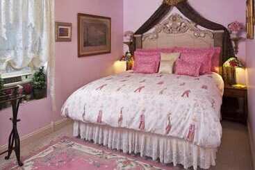 مبيت وإفطار Beds On Clouds