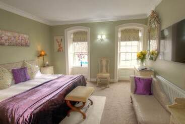 酒店 Dunster Castle