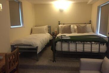 Hotel Findon Rest Ltd