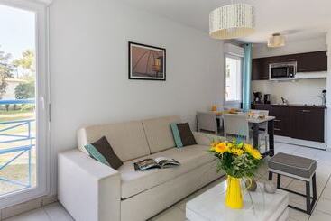 Hotel Lagrange Vacances Les Carrelets