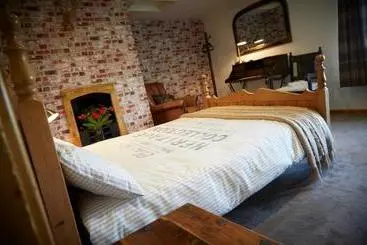 Lower Drayton Farm B&b