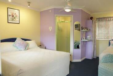 ペンション Little Bullocks Farm