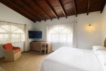 هتل آپارتمان Beach Walk Residences