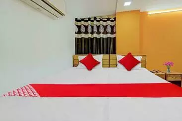 Hotel Oyo Flagship 80563 New Krishna  Restaurant