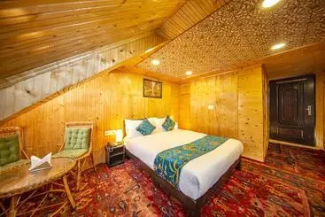 Hotel Gulmarg Ski Hill Resort