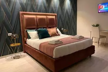 پانسیون Airport Luxury Rooms