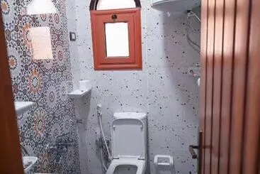 پانسیون Kana Kato