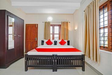 Hotel Flagship Chaitanaya Inn Infopark Kochi